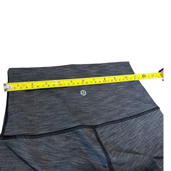 Lululemon Wunder Under Leggings - Picture 7 of 7